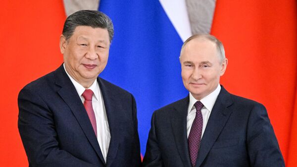 Putin ve Şi telefonda görüştü