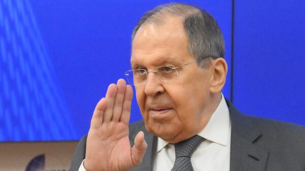 Lavrov ve Meredov ikili işbirliğini görüştü