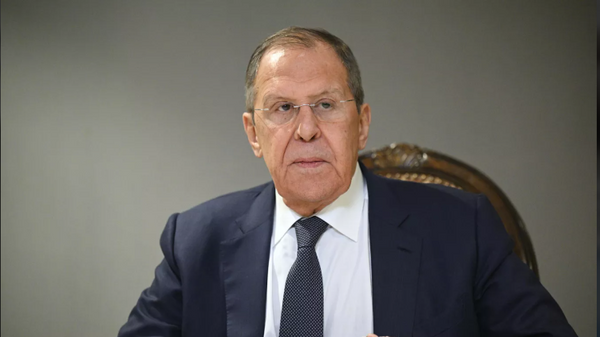 Rusya Dışişleri Bakanı Lavrov, Suudi mevkidaşı Ferhan Al Suud ile telefonda görüştü