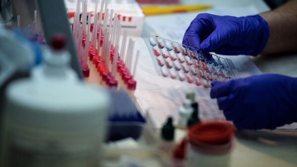 Kanserle mücadelede yeni yöntem: Kanser hücrelerine değil onları koruyan hücrelere saldırı